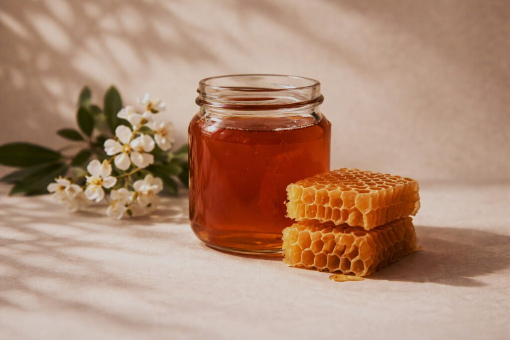 Organic honey and beeswax wholesale — SAHARÔME natural ingredient supplier Africa